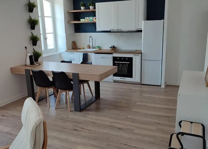 Saint Esprit 2-room Apartment